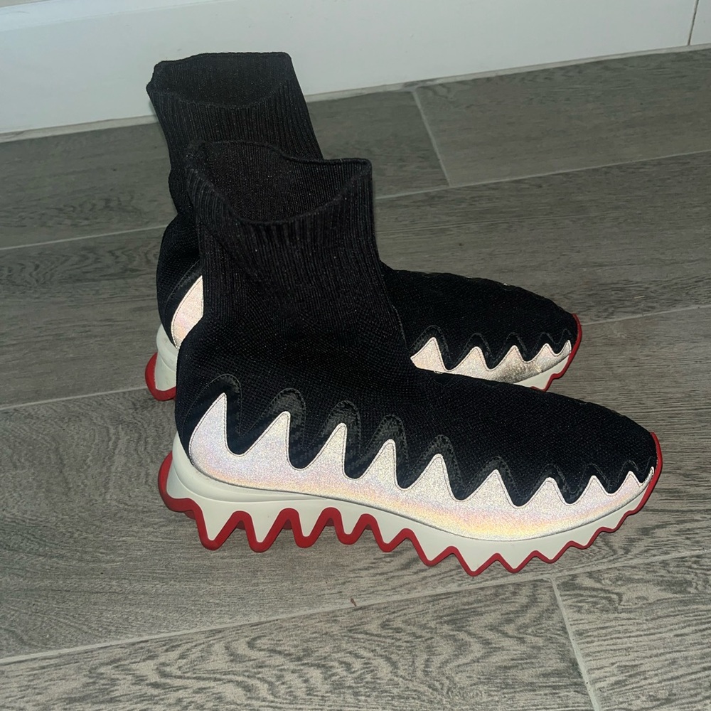 CHRISTIAN LOUBOUTIN SOCK SNEAKER WOMEN’S SIZE 37.5